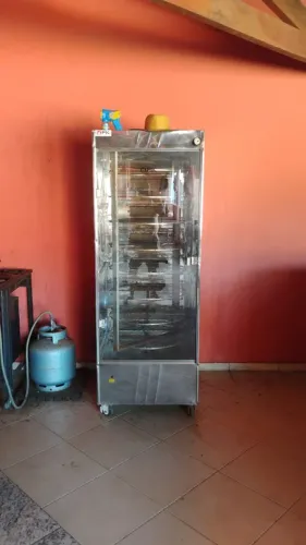 Máquina assar frango
