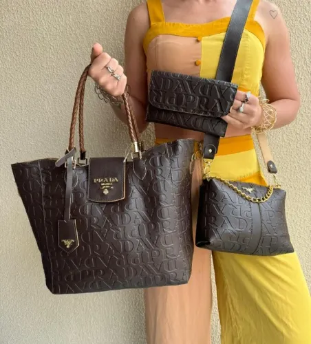 Bolsa Prada 3 em 1 com Textura em Relevo e Alças Trançadas Feminina Sintético