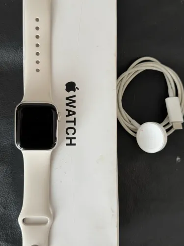 Apple Watch SE 40 mm (Segunda Geração)