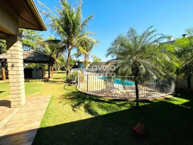 Chácara à venda com 3 quartos, piscina, 1100 m² - Condomínio Recanto Rio Pardo - Jardinópo
