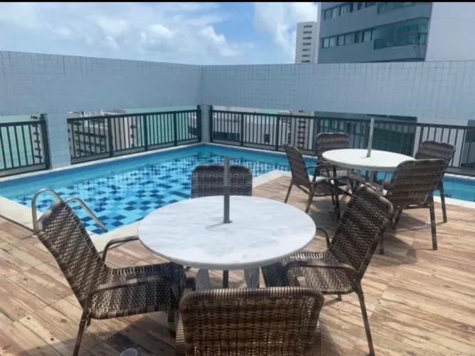 FLAT novo mobiliado em Boa Viagem, 1 quarto, vista total para o Mar.