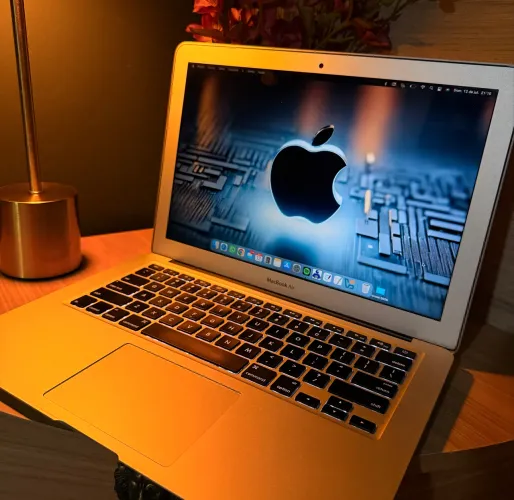 Vendo MacBook Air 13 Polegadas