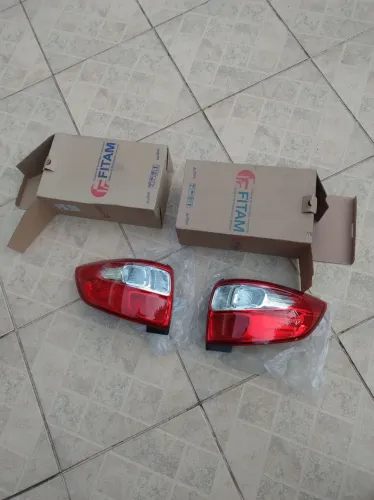 Par de lanternas FIAT strada preço do par 