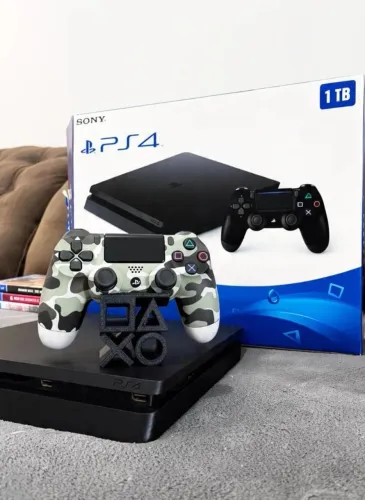 Ps4 Slim 1TB + 2 controles + 8 jogos ( na caixa original )