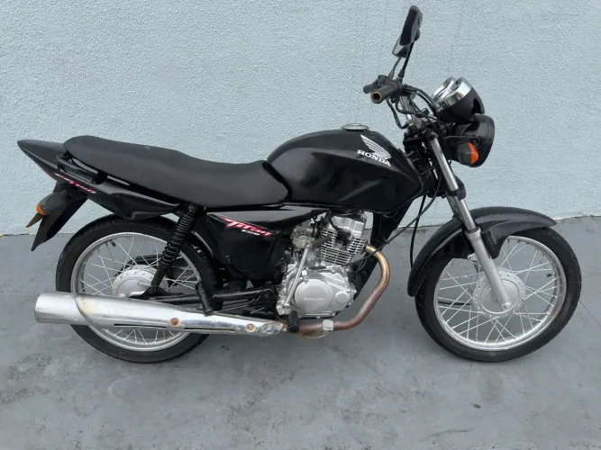 Titan 150 2007 atrasada