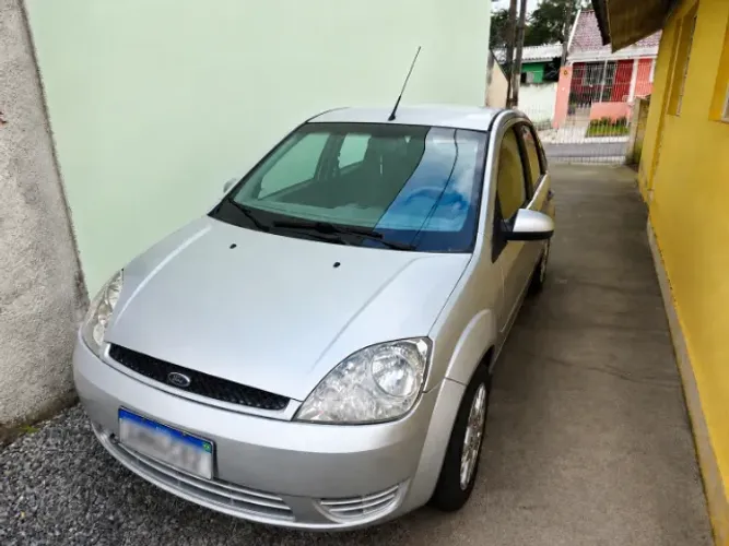 Ford Fiesta Sed. 1.6 8V Flex 4P 2005