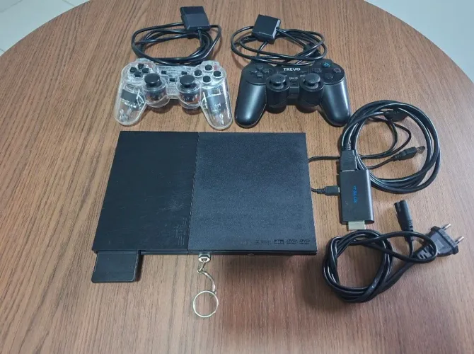 Vendo Playstation 2 Completo