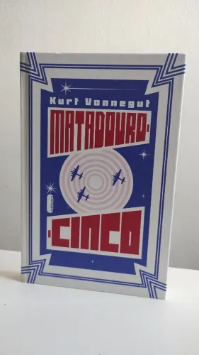 Livro Matadouro-Cinco - Kurt Vonnegut | Capa dura | Edição comemorativa 2019