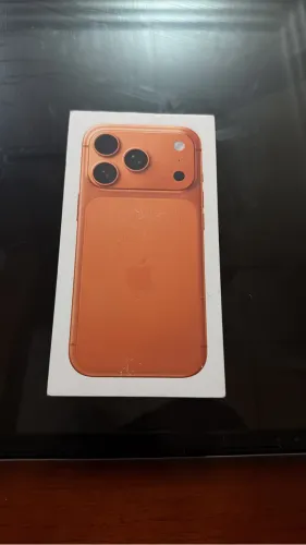 Iphone 17 PRO LACRADO
