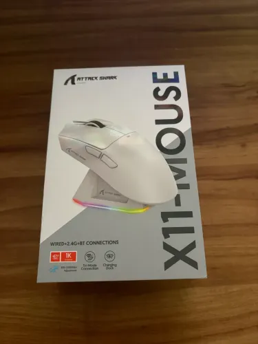 Mouse gamer sem fio attack SHARK x11 com Dock branco
