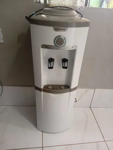 Bebedouro Esmaltec zerado