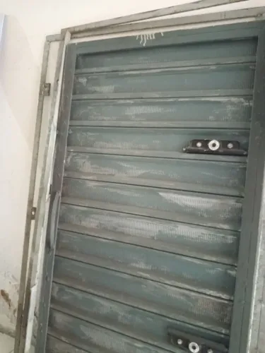 Portinhola de aço