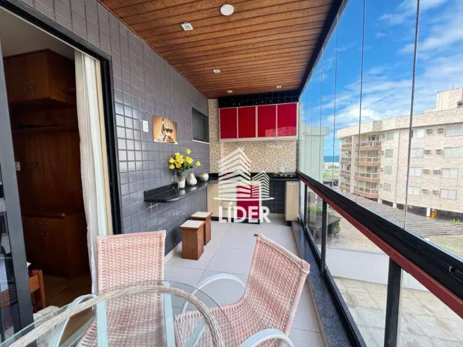 Apartamento com 3 dormitórios à venda, 185 m² por R$ 900.000,00 - Praia do Forte - Cabo Fr