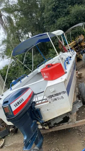lancha marajó 16 pés com motor yamaha 60 2tempos sem carreta   