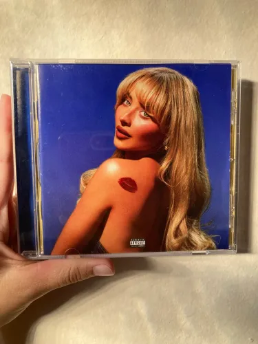 CD Short N Sweet Sabrina Carpenter