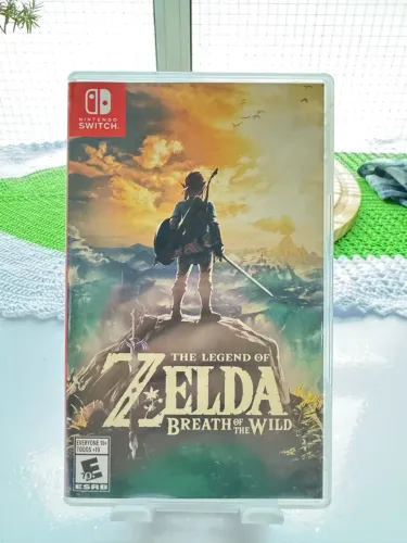 The Legend of Zelda: Breath of the Wild - Nintendo Switch (Físico)
