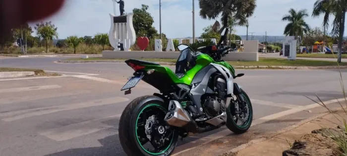  Z 1000,  ano e modelo 2015.