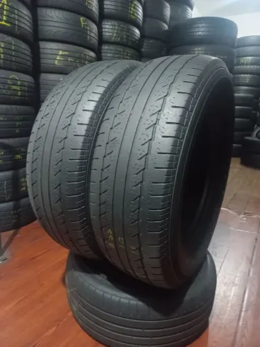 Pneu 255/70/16 Maxxis. Os dois pneus por R$379,00. Disk entrega