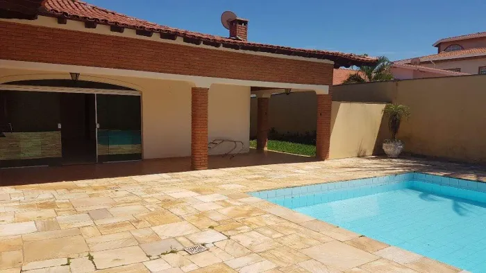 Casa em condomínio à venda no Condomínio Estância Marambaia em Vinhedo/SP