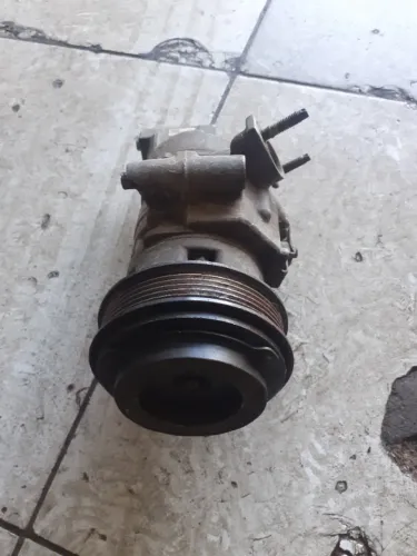 Compressor Ford ka