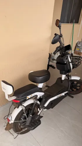Vendo Motinha Eletrica