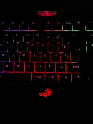 TECLADO EM PERFEITO ESTADO