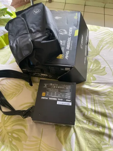 Fonte MSI MAG A850GL, 850W, 80 Plus Gold, Modular, PFC Ativo, Com Cabo, Preto