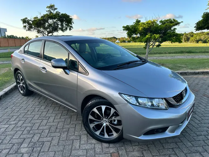 Honda Civic Sedan LXR 2.0 Flexone 16V Aut. 4P 2016
