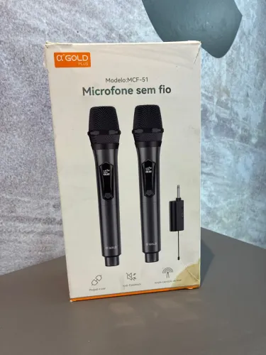 com 2 Microfones Sem Fio A'Gold Plus MCF-51