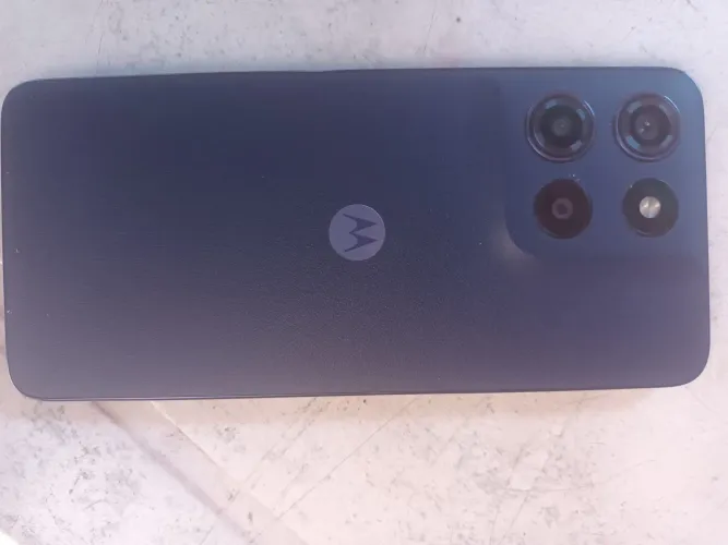 Moto g17 