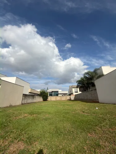 Lote no condomínio Portal do Sol Green Goiânia