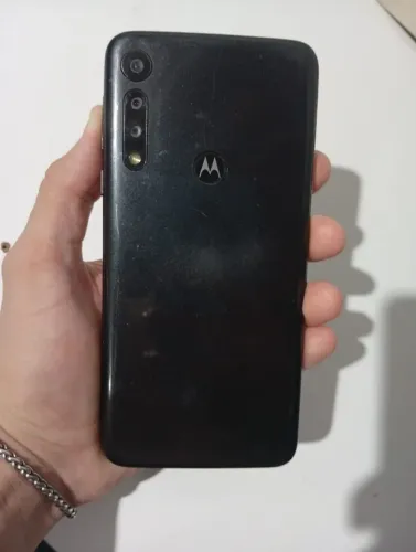 Moto g8 play