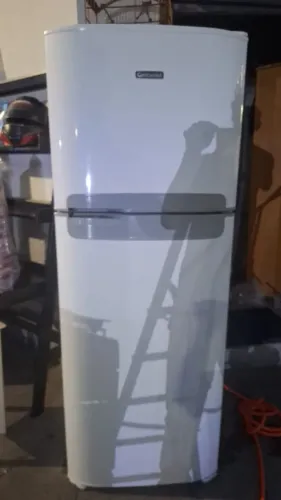 Geladeira frost free semi nova