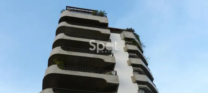 IDEAL PARA INVESTIDORES - Imóvel espaçoso - Ótima localização - Vago - Preço abaixo de mer