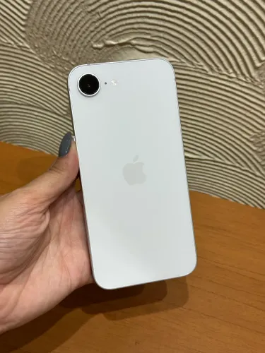 IPHONE 16E 256GB