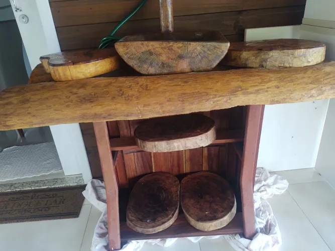 Vendo Pia Rústica de Madeira