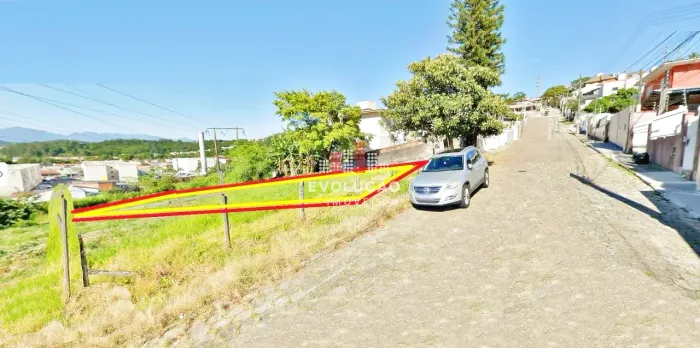TERRENO 415m² , Escritura, 2 Andares - Roçado