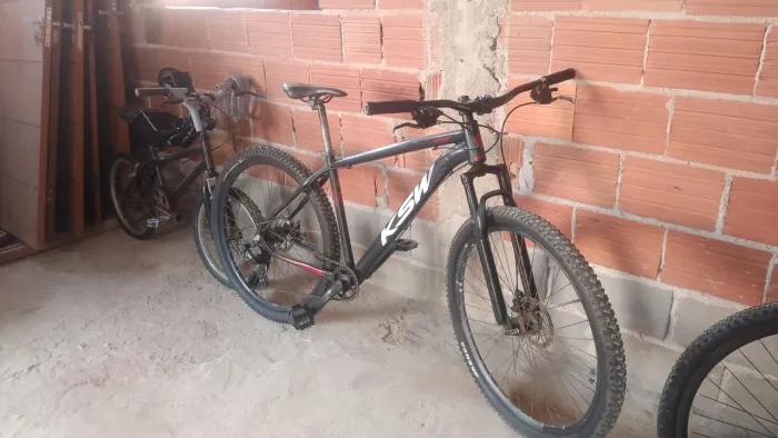 Vendo aro 29 ou troco por celular em conta