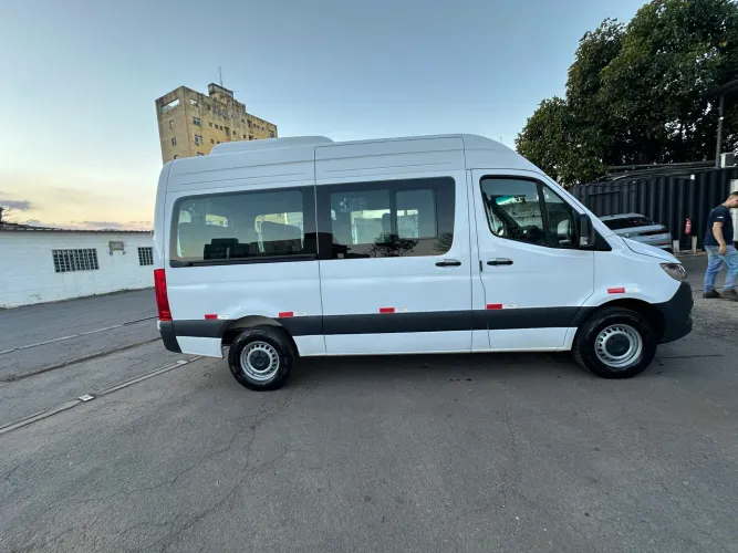 Mercedes-Benz Sprinter 417 Van L.t.a. 16L Diesel (e6) 2026