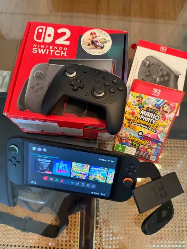 Nintendo Switch 2 + Contoller Pro + Mario Party