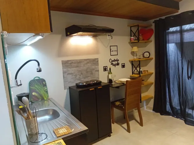 Studio kitnet toda mobiliada para 1 morador, Moura Brasil, Tres Rios RJ