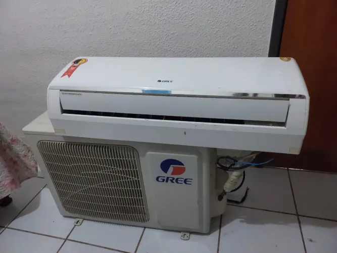 Split  Gree 12000