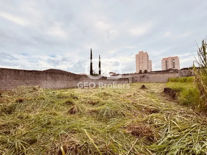 Excelente Terreno de 498m ideal para construção de kitnets próximo ao Centro - COD 18.646