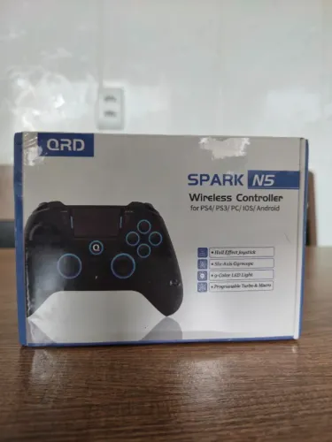 Controle Sem Fio Para Ps4/ Ps3/ Pc Joystick QRD Spark - Lacrado