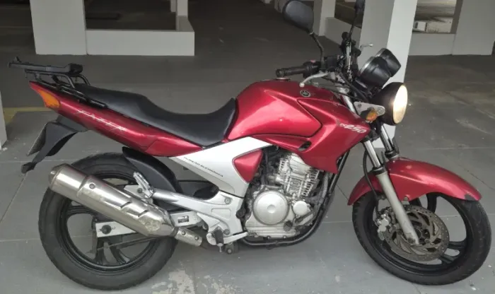 FAZER YS 250 2008