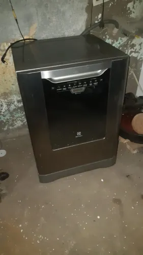 Lava louças Electrolux