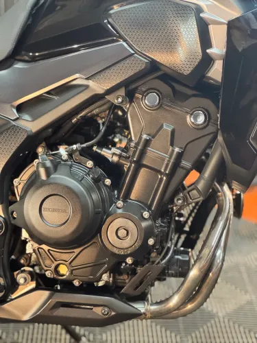 CB 500 X  43.500,00