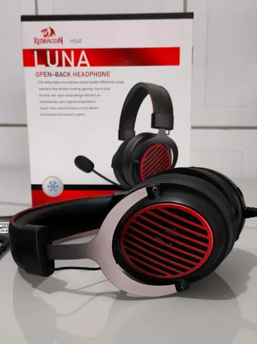 Headset Gamer Redragon Luna 3.5mm Drivers de 53mm com Fio [Novo]