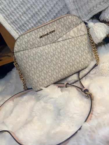 bolsa michael kors monograma branca e Rosa