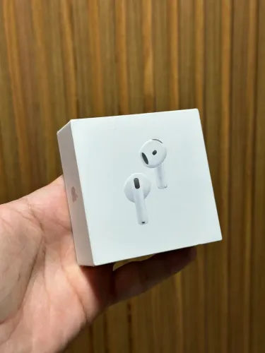 AirPods 4 com cancelamento de ruído lacrado original Apple 